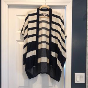 Ann Taylor kimono style top
